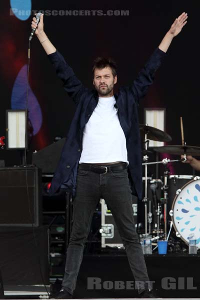 KASABIAN - 2018-07-21 - PARIS - Hippodrome de Longchamp - Main Stage 1 - 